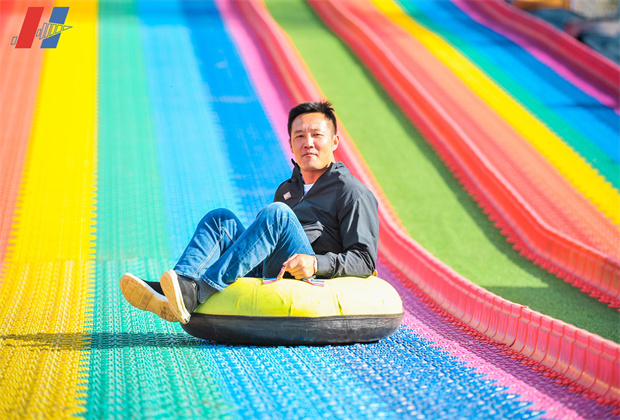 昆明團結鄉名花谷團建活動案例----彩虹滑道 昆明團結鄉名花谷團建活動案例----彩虹滑道